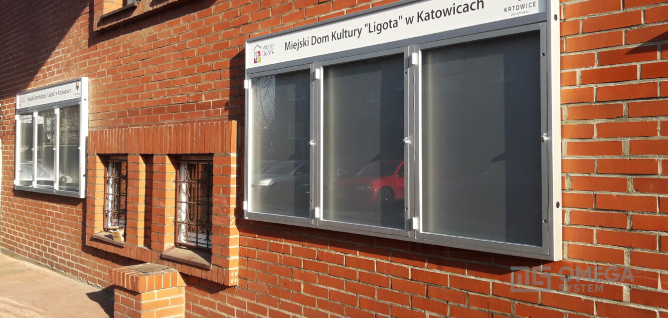 Gabloty informacyjne wiszące