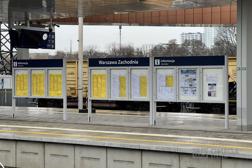 Gabloty informacyjne PKP