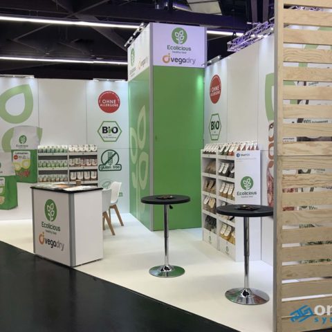 Lady reklamowe – jak zmieniają się wymagania odbiorców? Perspektywa producenta